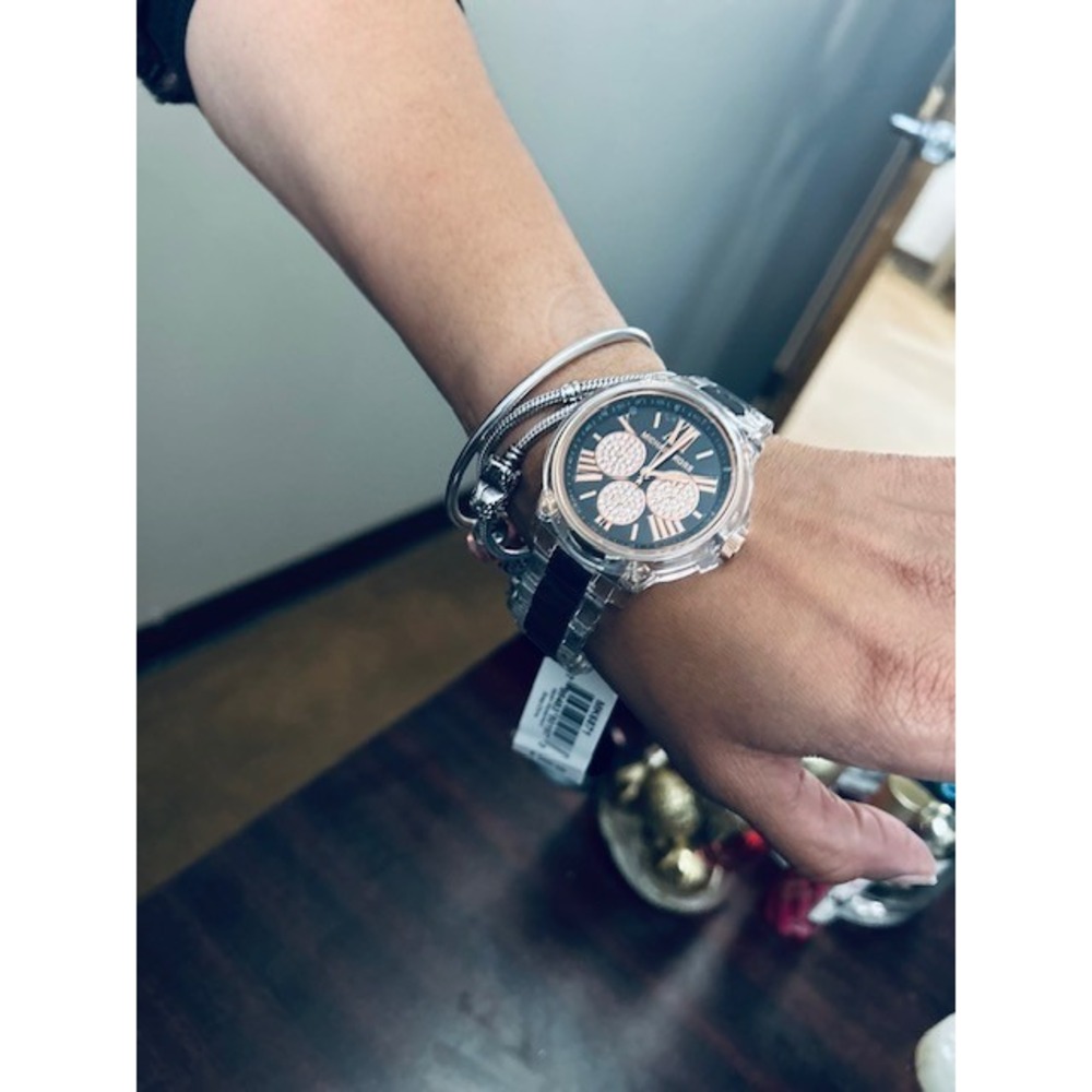 NWT Michael Kors Rose Gold & Clear Watch w/Pave Crystals MK 6676 MSRP $250 - Picture 3 of 7